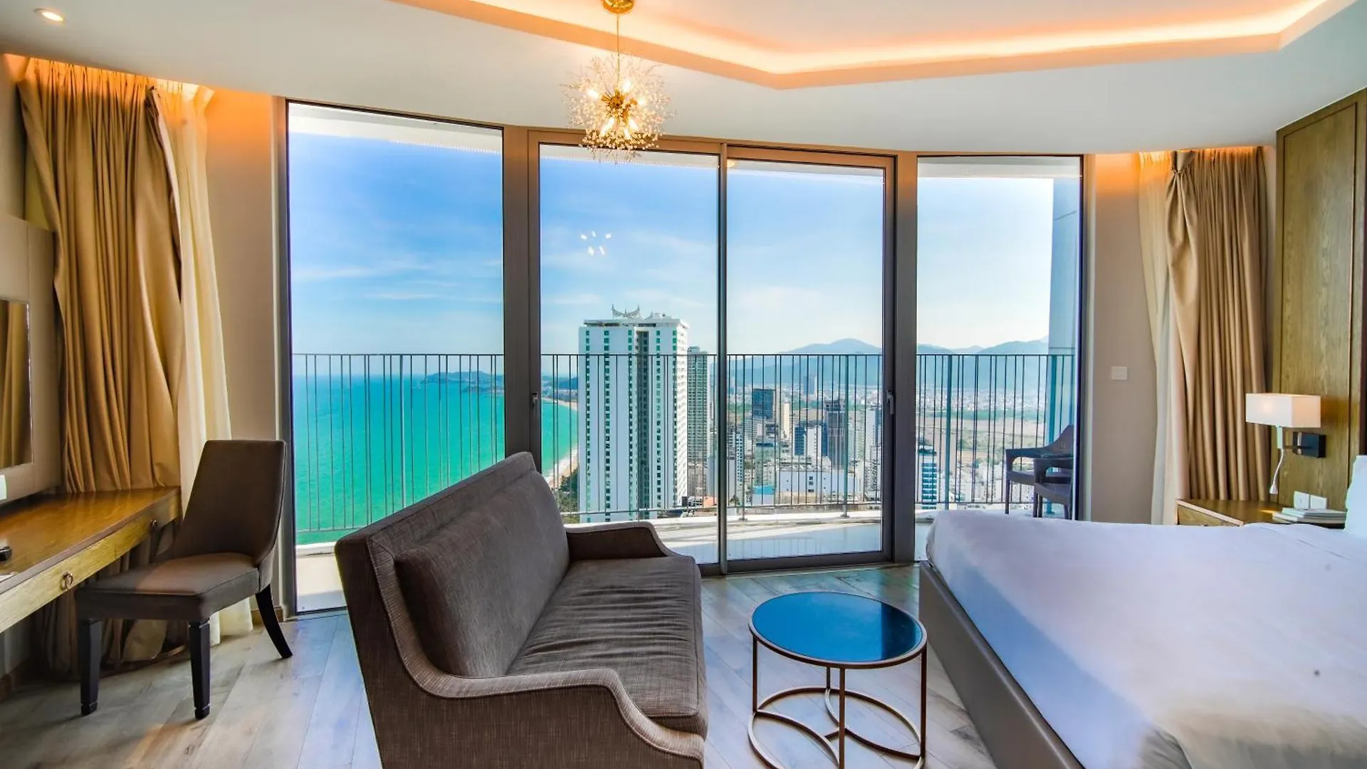 Panorama Seaview Luxury Stay Skyline By Hc Group Nha Trang