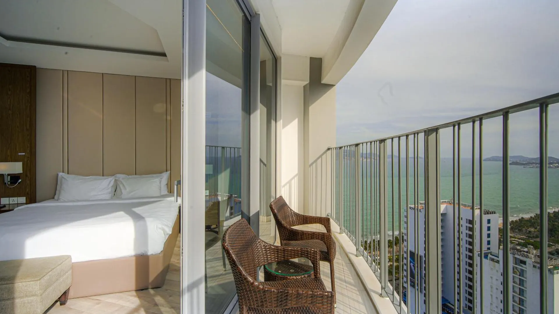 Apartment Panorama Seaview Luxury Stay Skyline By Hc Group Nha Trang